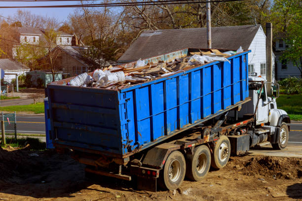 Best Yard Waste Removal  in Schertz, TX