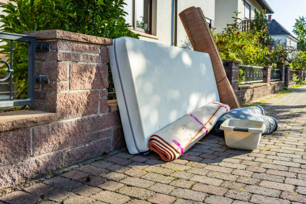 Best Attic Cleanout Services  in Schertz, TX